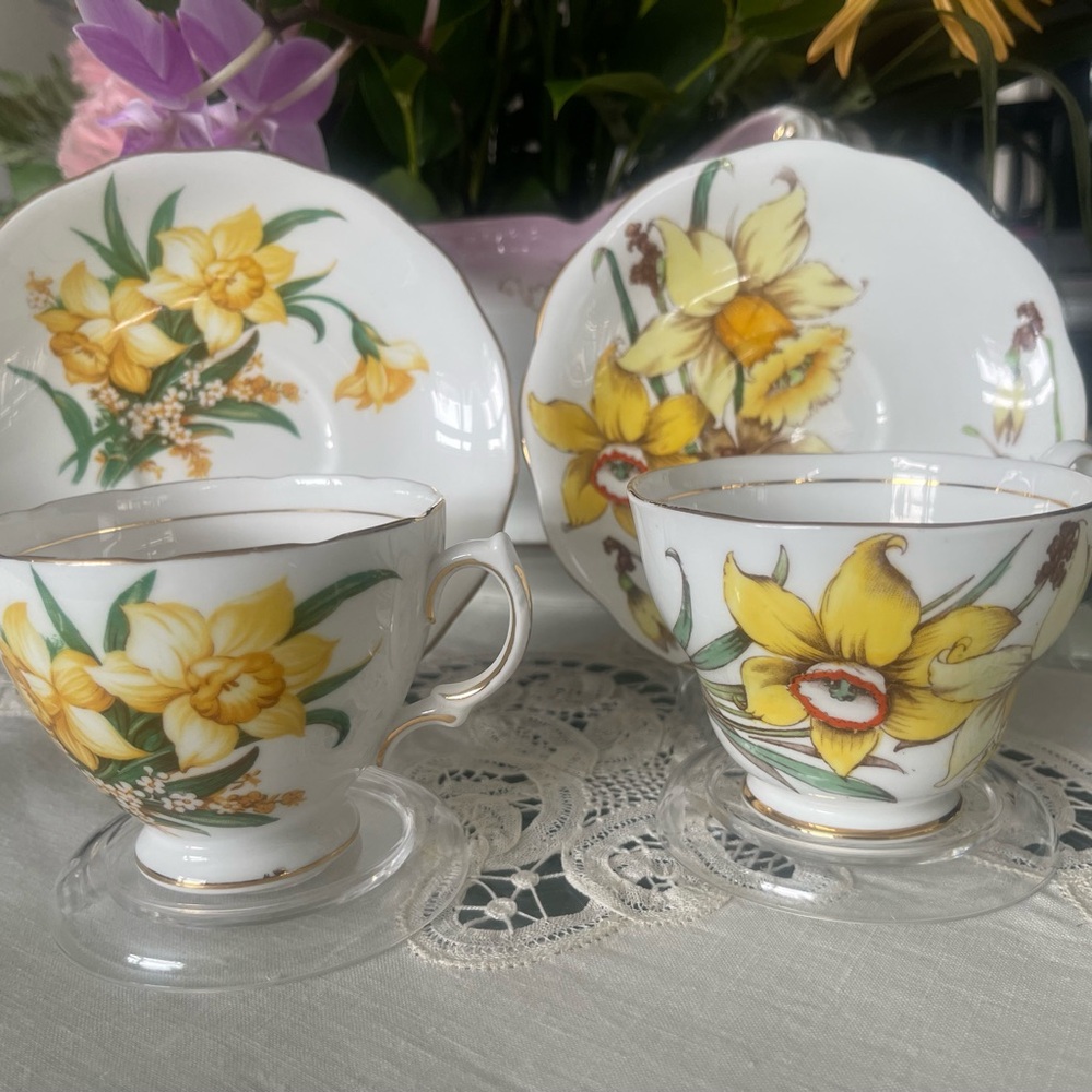 Vintage Daffodil Teacup & Saucer Set of 2 | Cottagecore Bone China Gold Trim